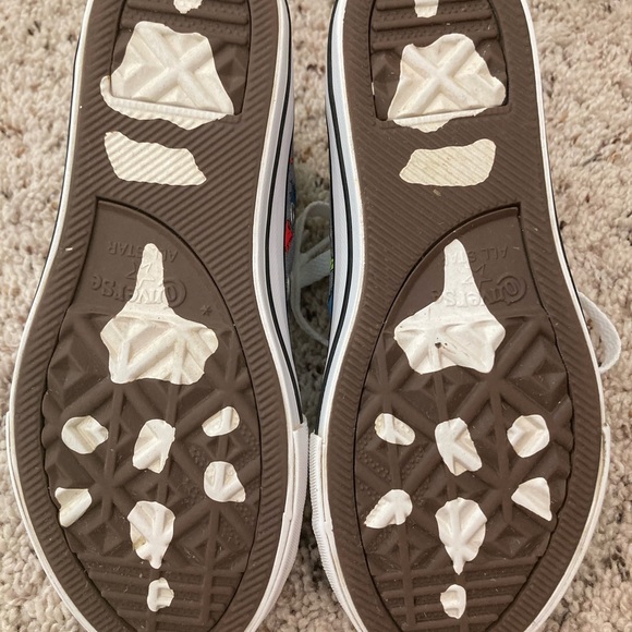 Converse Chuck Taylor All Star Dinoverse High-Top Sneakers – Grey Dinosaur Print - Picture 6 of 8